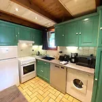 Le Renard En Bois 샬레 라브레세