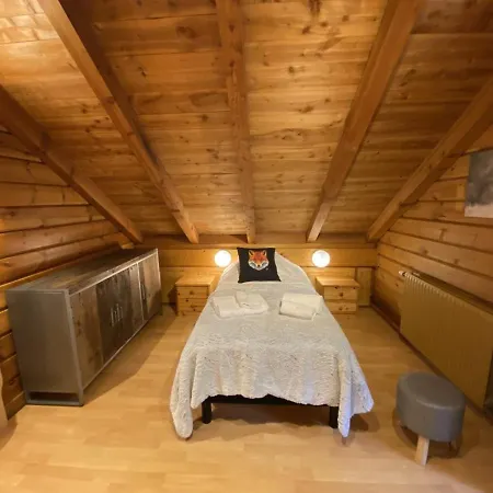 Le Renard En Bois * La Bresse