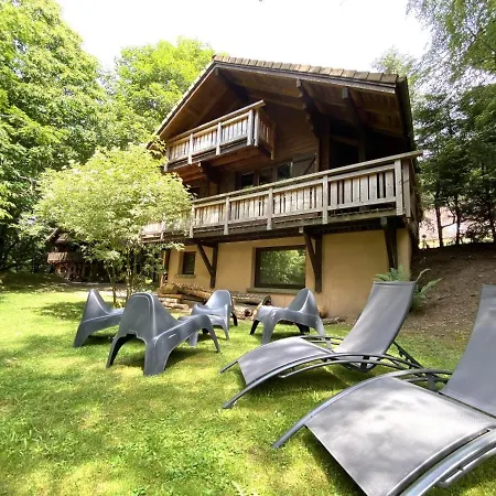 Le Renard En Bois La Bresse