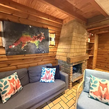 Le Renard En Bois La Bresse