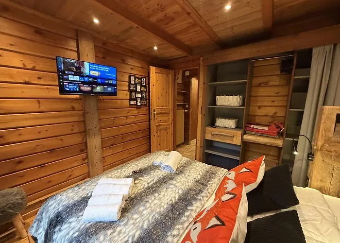 Le Renard En Bois La Bresse